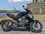 Ducati Diavel V4 - DUCATI DIAVEL V4
