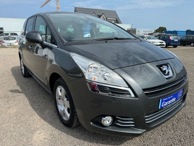 Peugeot 5008 Family 1.6 Panorama*Klima*7 Sitzer*DVD DISP