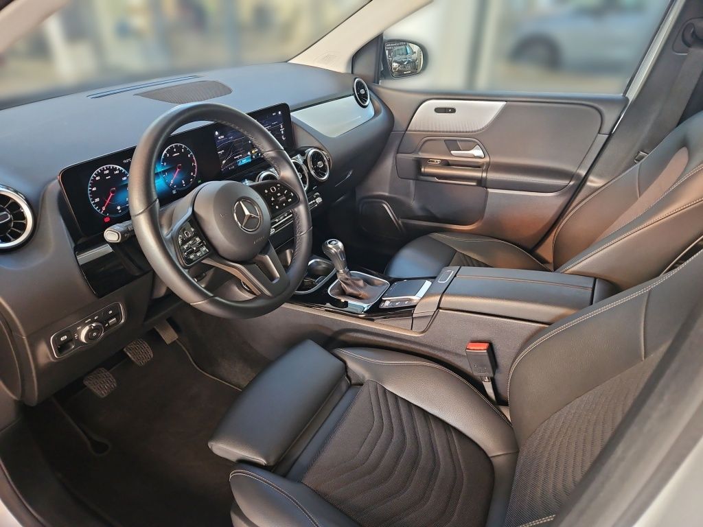 Fahrzeugabbildung Mercedes-Benz B 200 STYLE AHK Navi LED SHZ KAM SpurH ParkAss