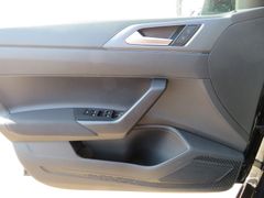 VW Taigo 1.5 TSI R-Line DSG RFK IQ.Light CarPlay VW Taigo 1.5 TSI R-Line DSG RFK IQ.Light CarPlay
