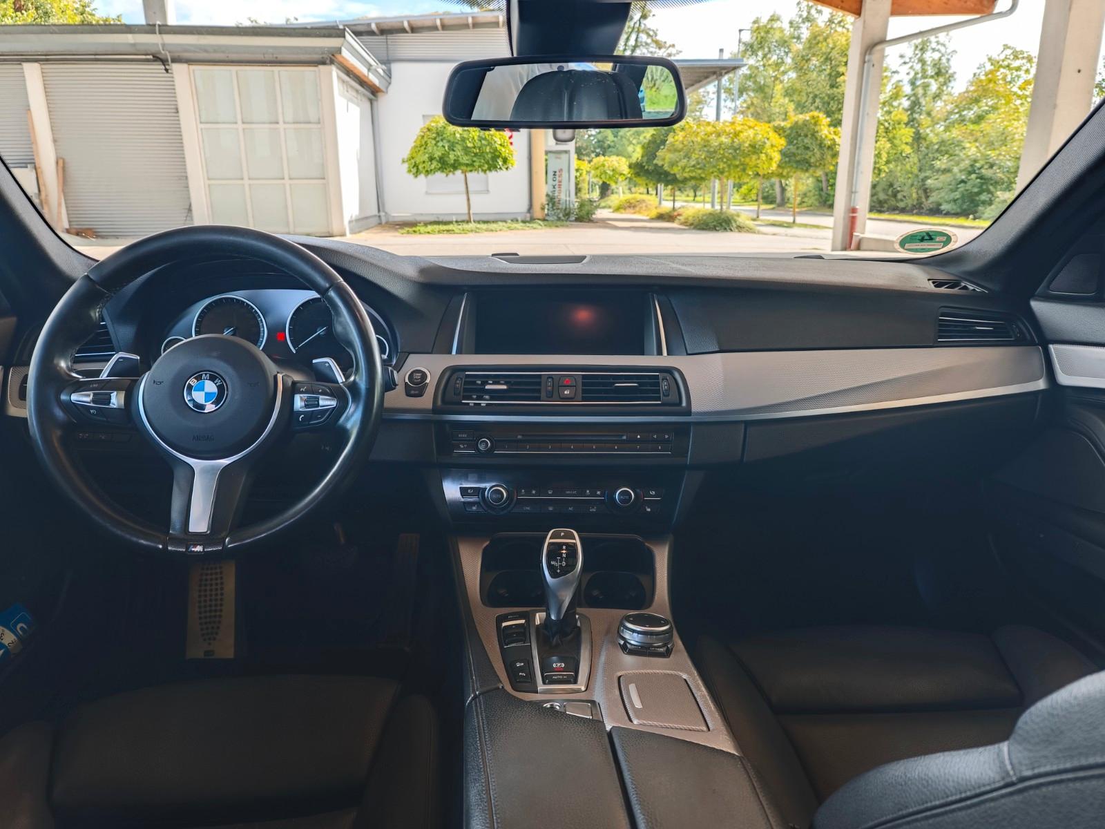 BMW 530d xDrive M Sport | HUD | Komfortsitze | Pano