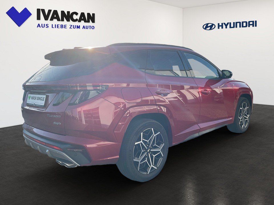 Fahrzeugabbildung Hyundai TUCSON Plug-in-Hybrid 1.6 T-GDi 265PS 6-AT 4WD N