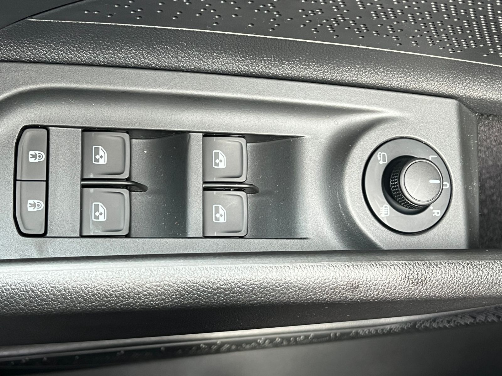 Fahrzeugabbildung SKODA Elroq 85 Sportline *AHK, Matrix-LED, LM'-21"*