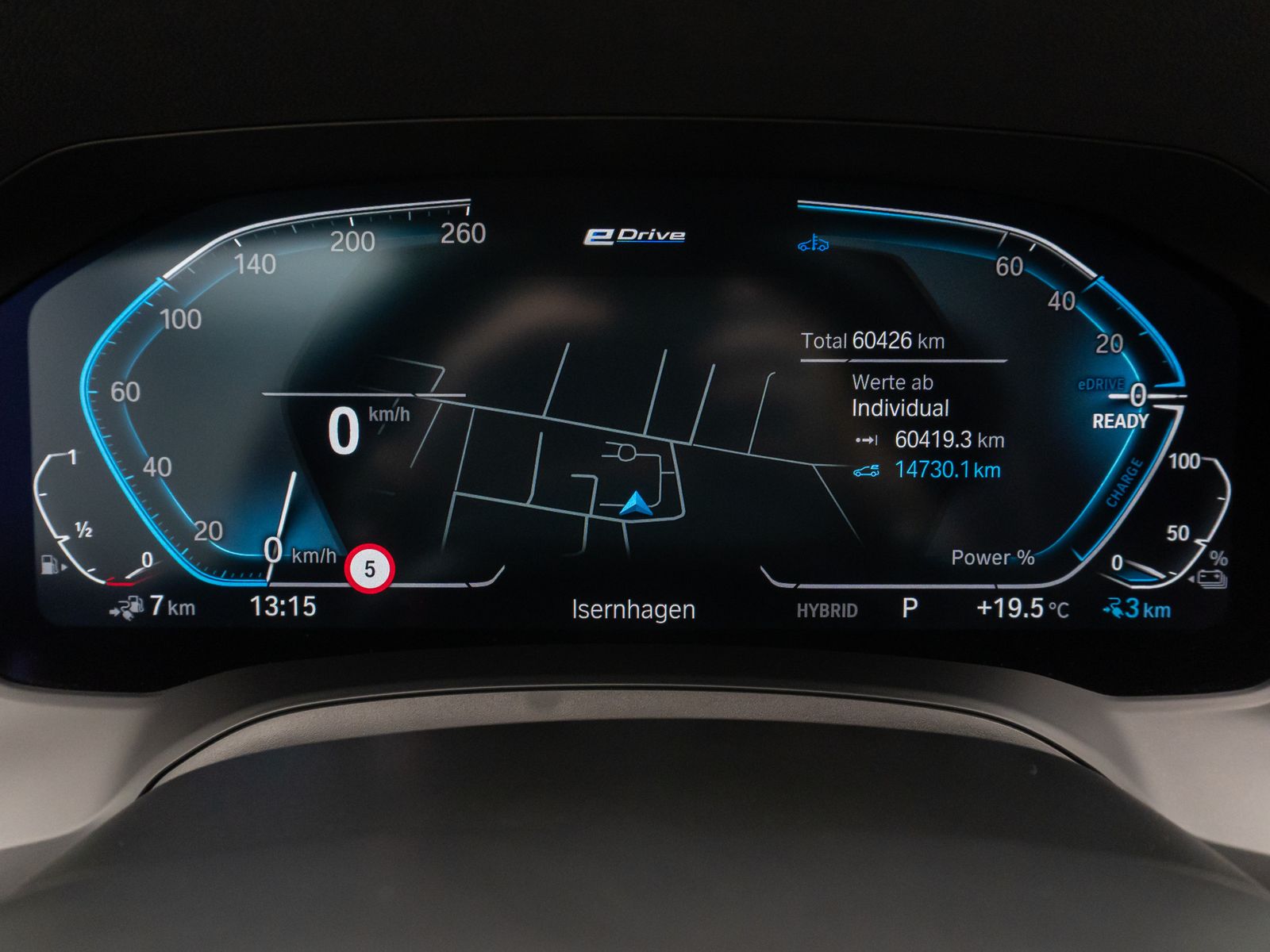 Fahrzeugabbildung BMW 320e Stop&Go DAB Alarm AHK HiFi Sportsitz 19Zoll