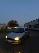 Opel Corsa B 2000 Edition ( TÜV NEU ) - Opel Corsa aus 2000: Edition