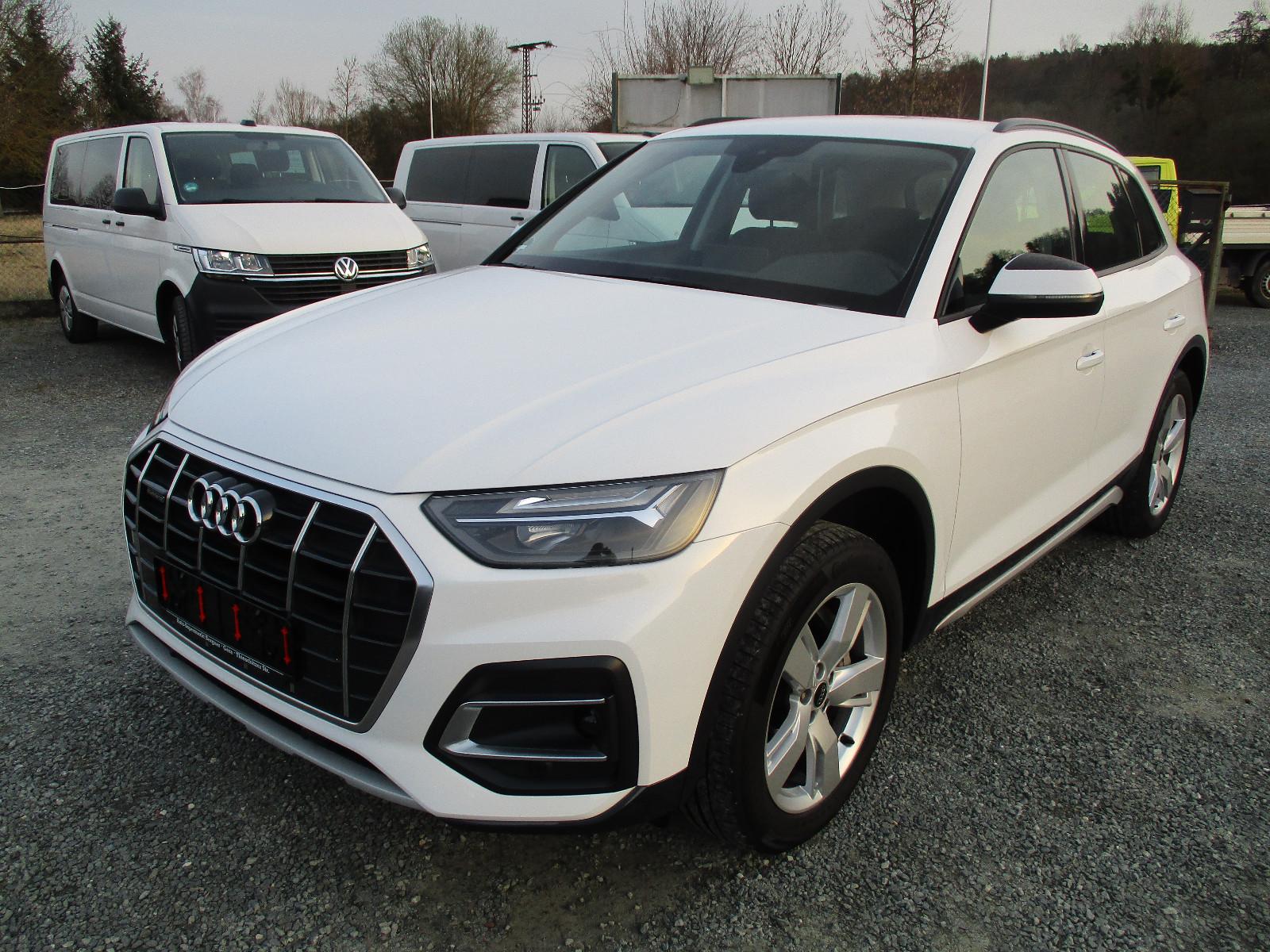 Audi Q5 40 TDI quattro advanced LED AHK SH Klimatroni