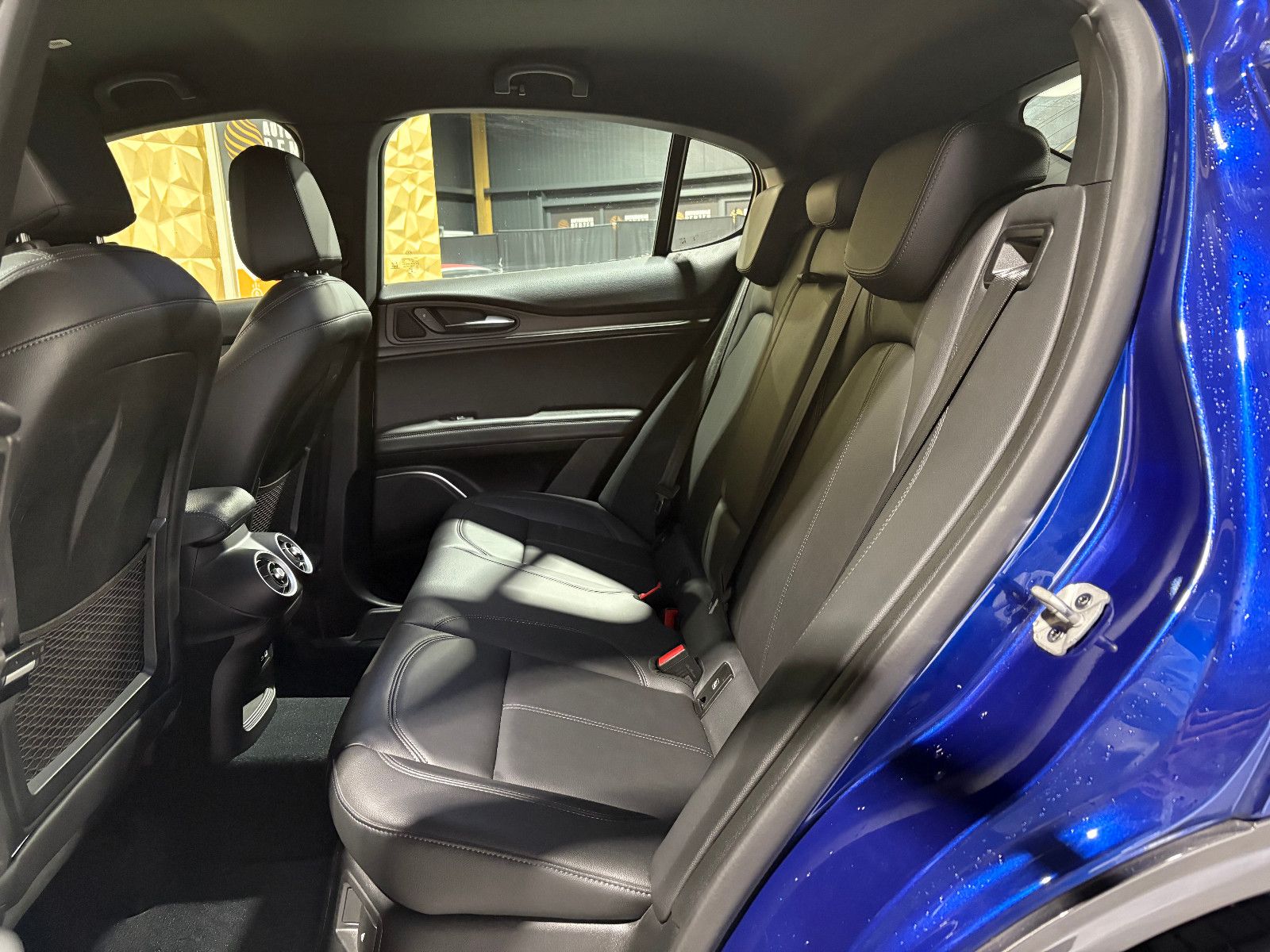 Fahrzeugabbildung Alfa Romeo Stelvio Ti Q4/MEMORY/NAVI/KAMERA/ACC/KLIMA