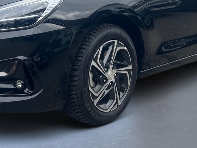 Fahrzeugabbildung Hyundai i30 Intro Edition 1.5 EU6d Navi LED Apple CarPla