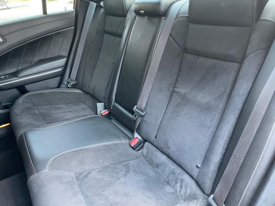 Fahrzeugabbildung Dodge Charger 2020er 6.4 SRT Scatpack Schiebedach