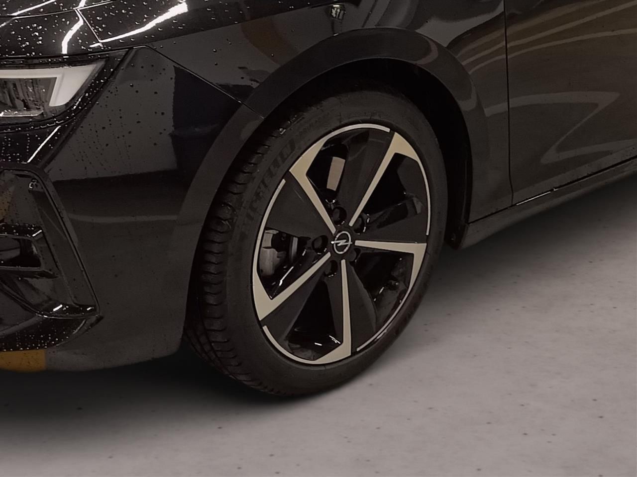 Fahrzeugabbildung Opel Astra L STGS 1.2 Turbo 96KW Automatik