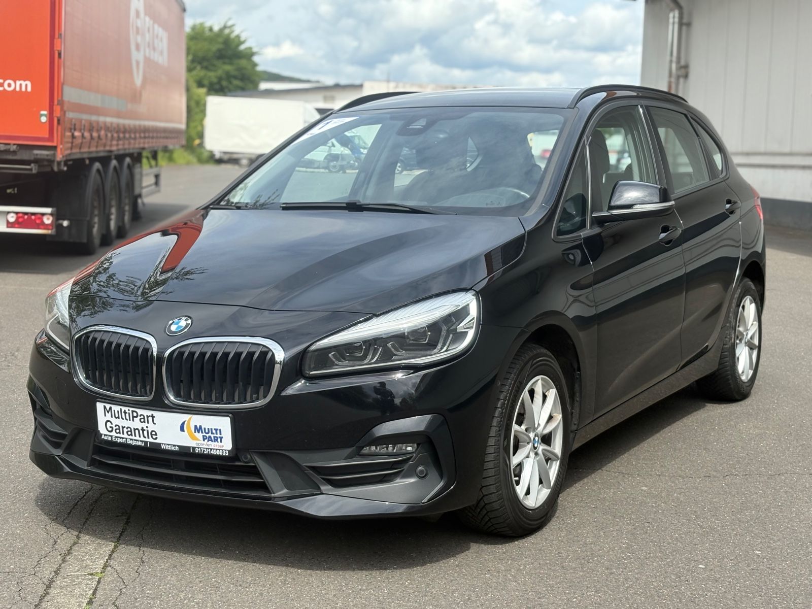 BMW 216