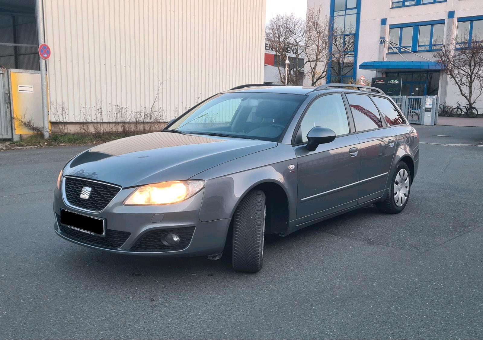 Seat Exeo 2012 — interior