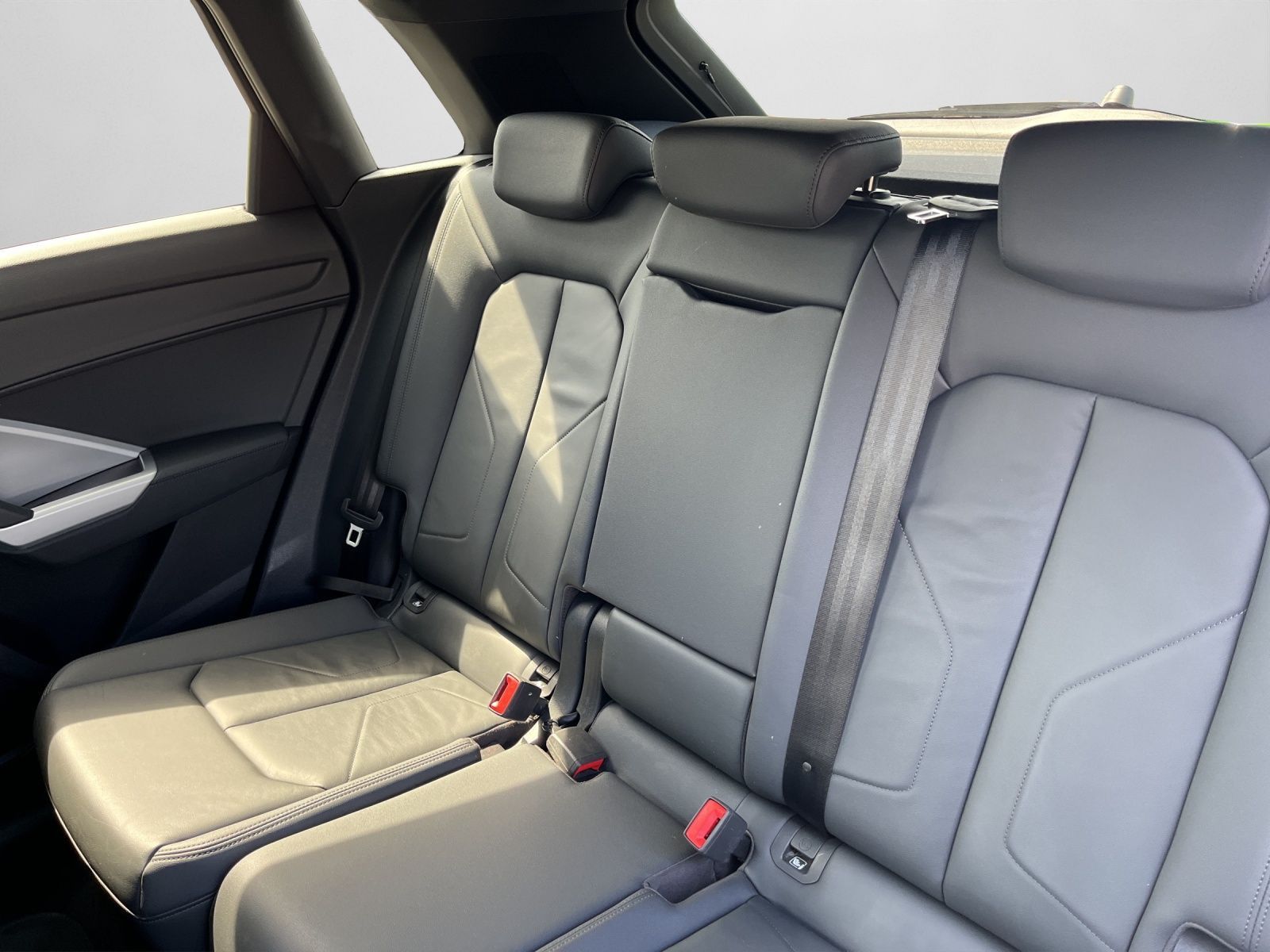 Audi Q3 45 TFSIe S tronic NAVI PANO KAMERA ACC foto 15