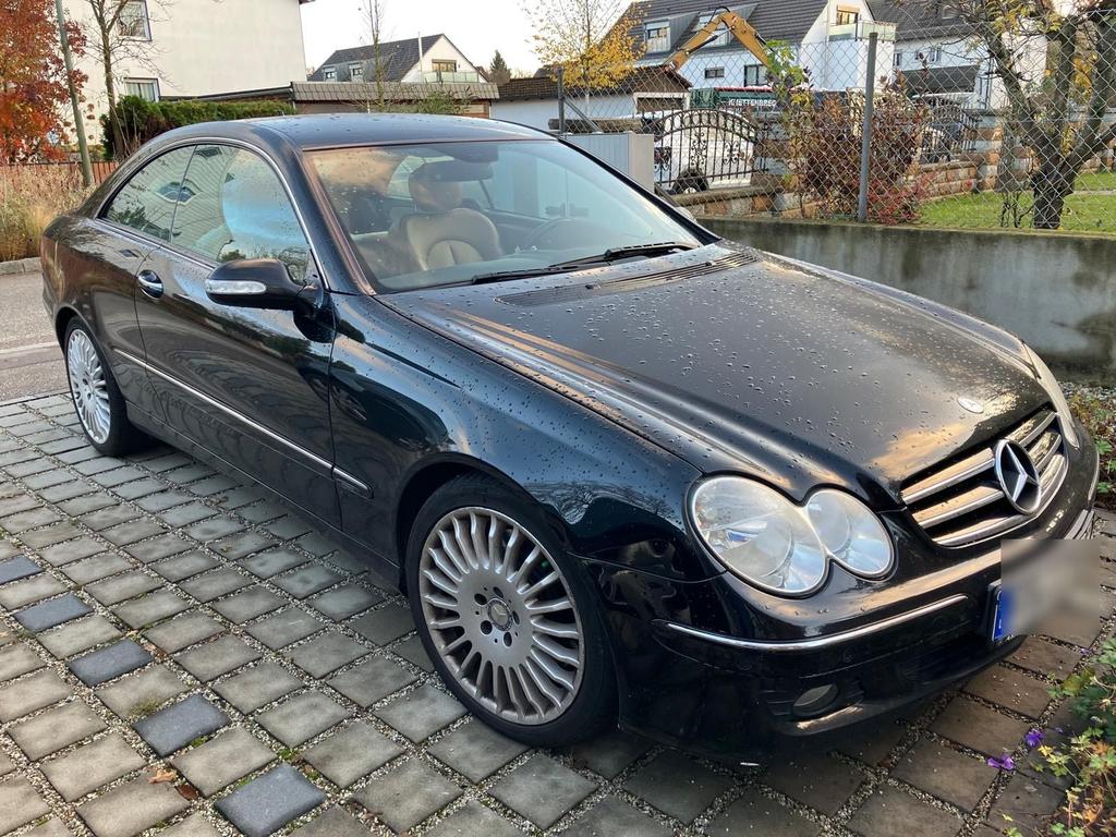 Mercedes-Benz CLK 320