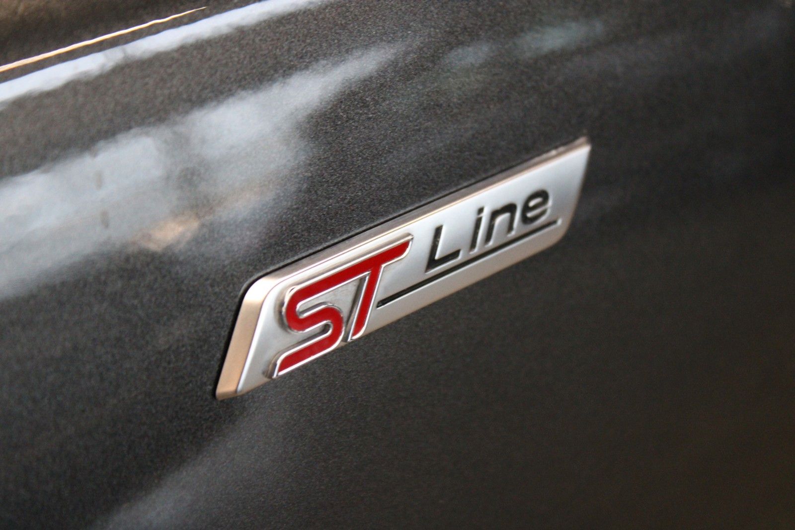 Fahrzeugabbildung Ford Focus ST-Line X Aut. LED AHK  ACC HUD WinterPak.