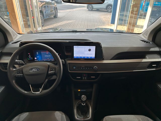 Ford Tourneo Courier Titanium