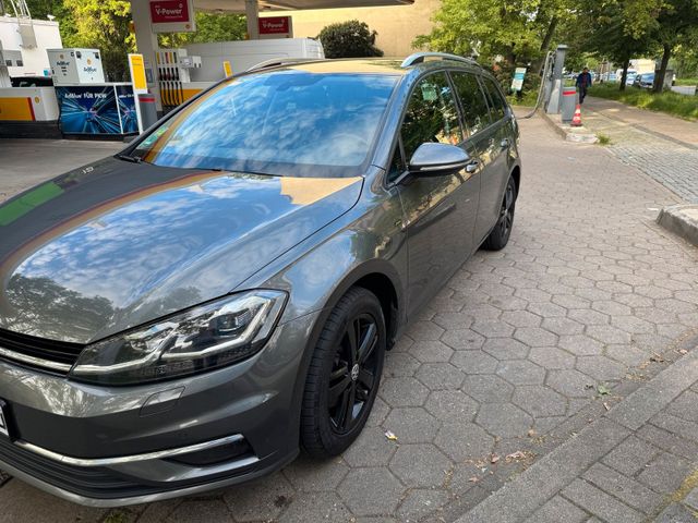 VW Golf