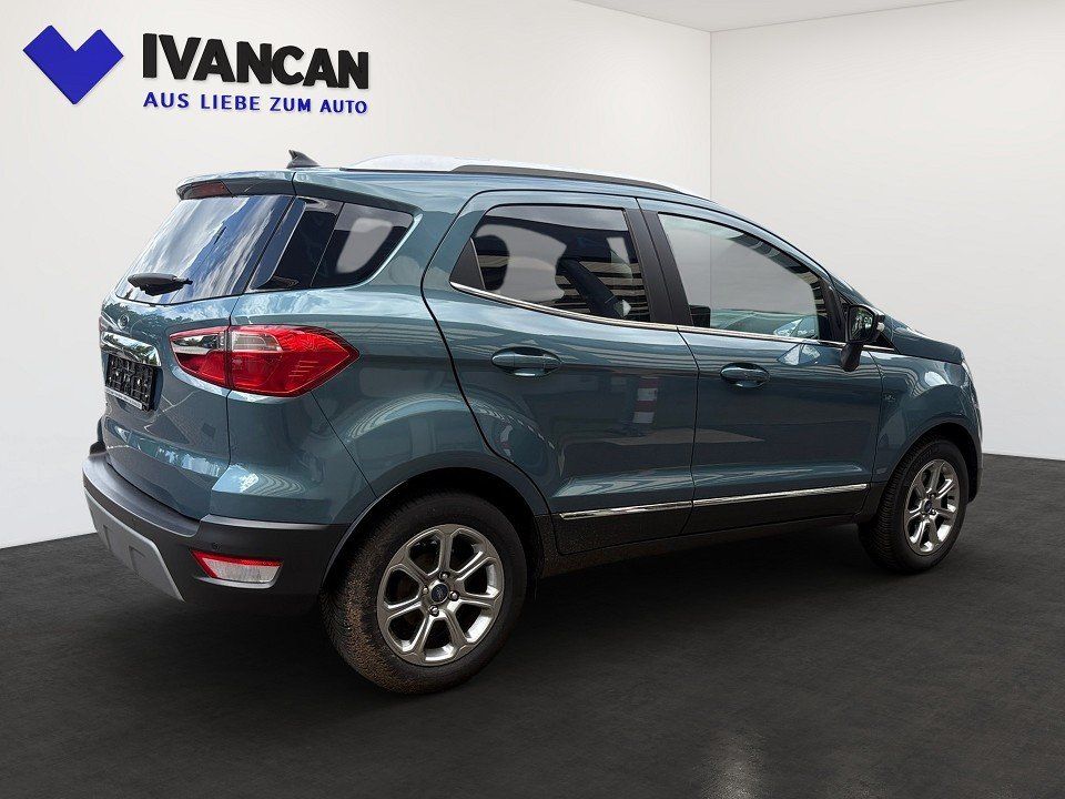 Fahrzeugabbildung Ford EcoSport 1.0i 125PS A/T EcoBoost Titanium
