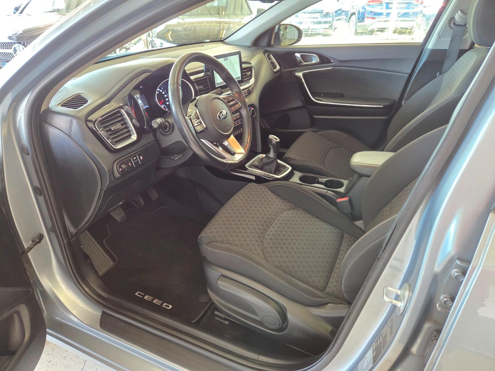 Kia cee'd / Ceed Vision