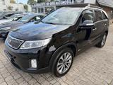 Kia Sorento Platinum Edition 4WD - Kia Sorento: Geländewagen