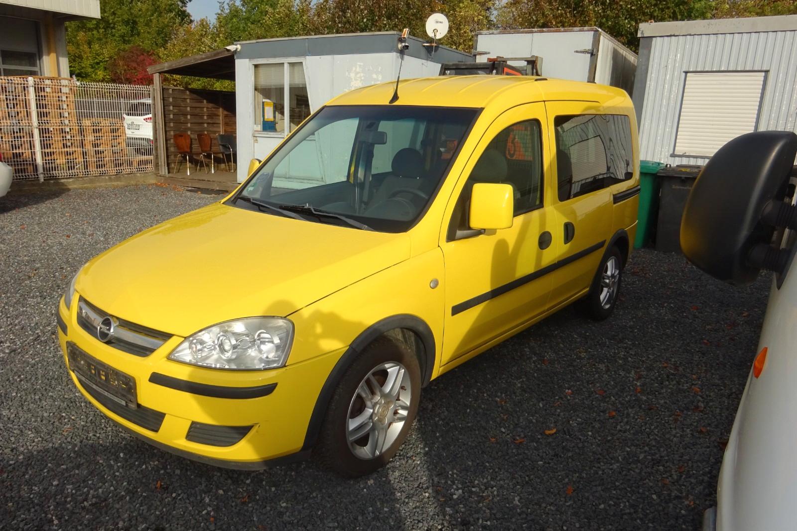 Opel Combo 2010 — photo 7