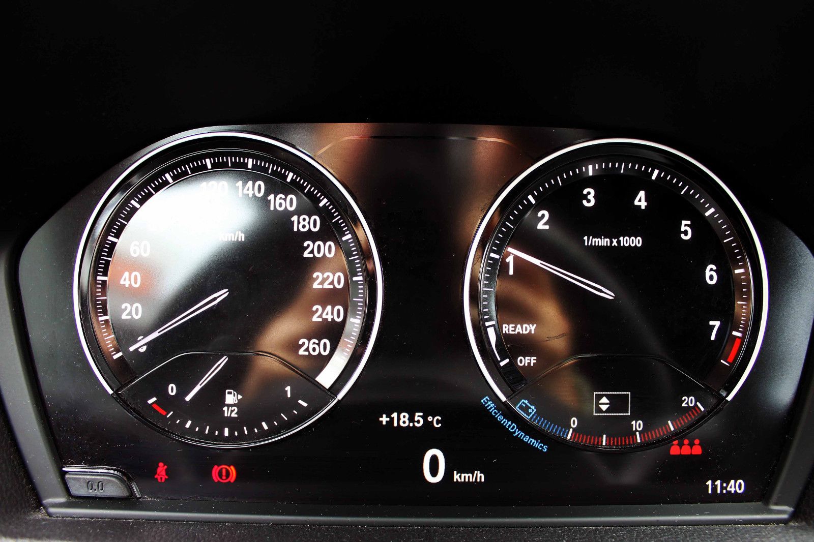 Fahrzeugabbildung BMW 118i F20 Edition M-Sport Shadow LED SHZ NAV KAM