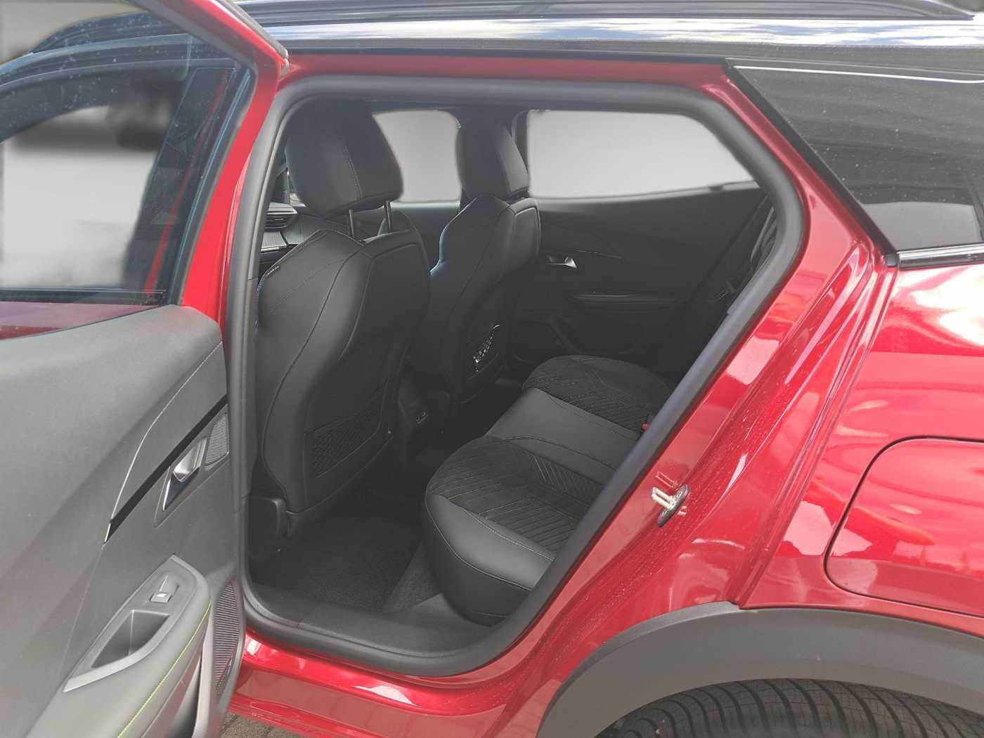 Peugeot 2008 145 PS e-DSC GT +Allwetter+Navi+360°Kamera*