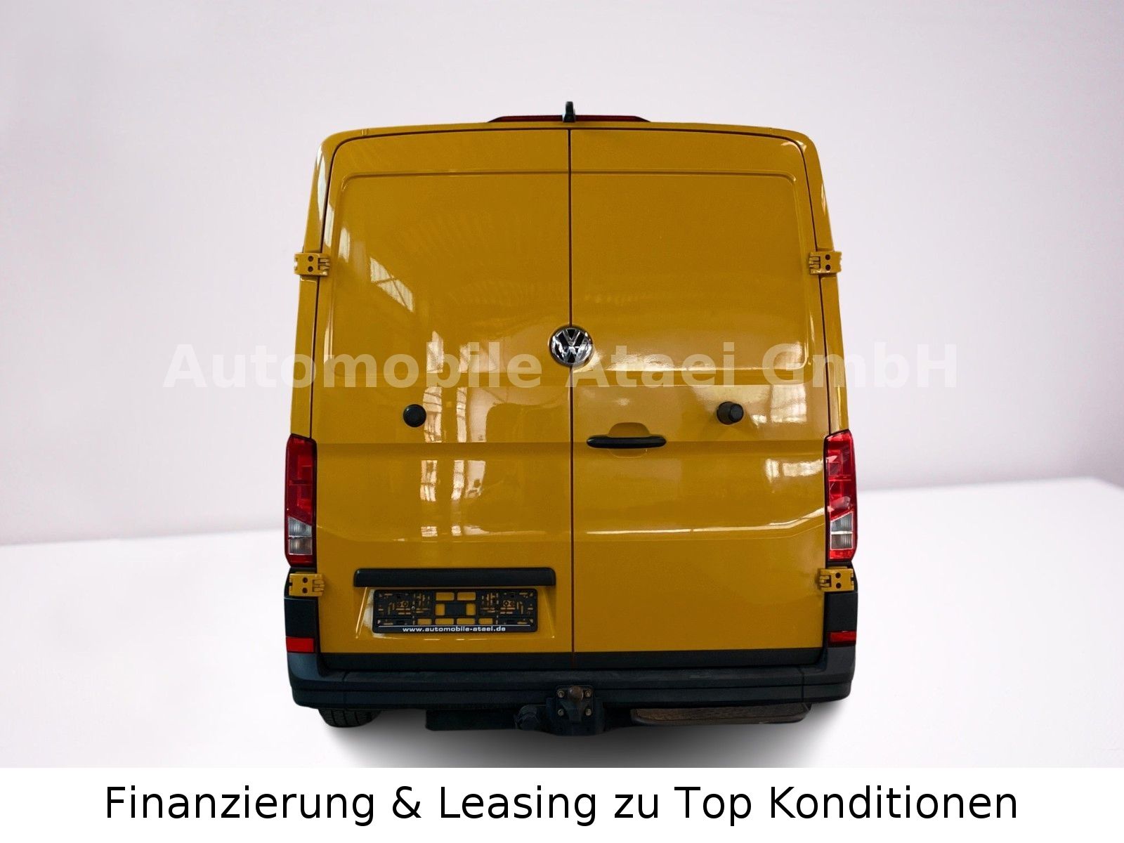 Fahrzeugabbildung Volkswagen Crafter 35 AHK 3,5 t+TEMPOMAT+KAMERA (4893)