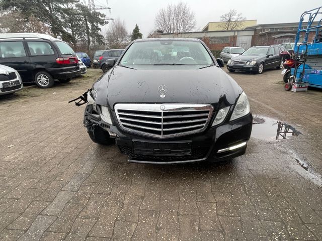 Mercedes-Benz E 220 CDI BlueEfficiency Avantgarde,Automatik,XE