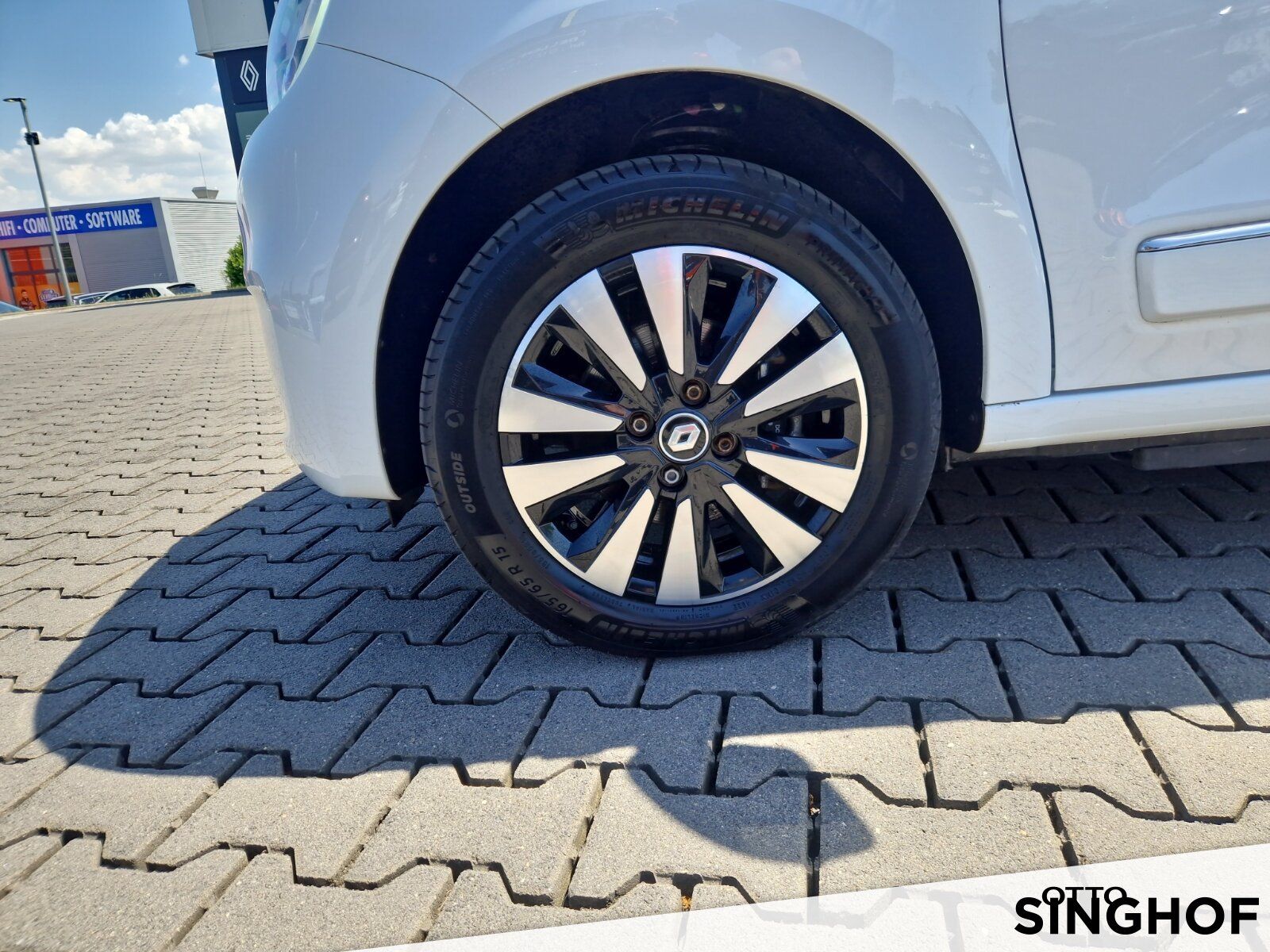 Fahrzeugabbildung Renault Twingo Electric Equilibre E-TECH