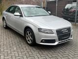 Audi A4 Lim. Attraction 2.0 TDI Rückfahrkamera - Audi A4 aus 2010 mit Diesel-Antrieb: Limousine