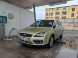 Ford Focus 1,6 Ghia Ghia - Ford Focus aus 2005: 1.6