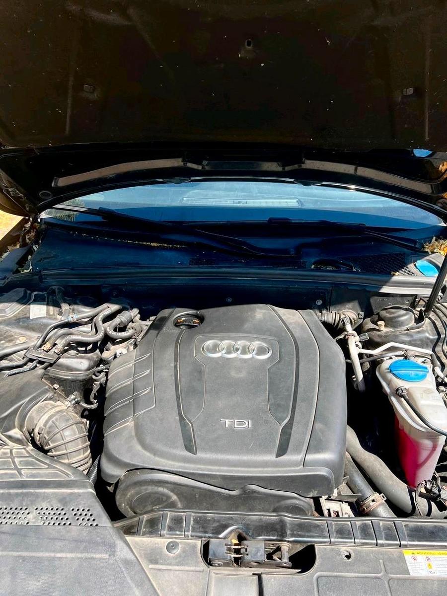 Audi A4 2012 — photo 12