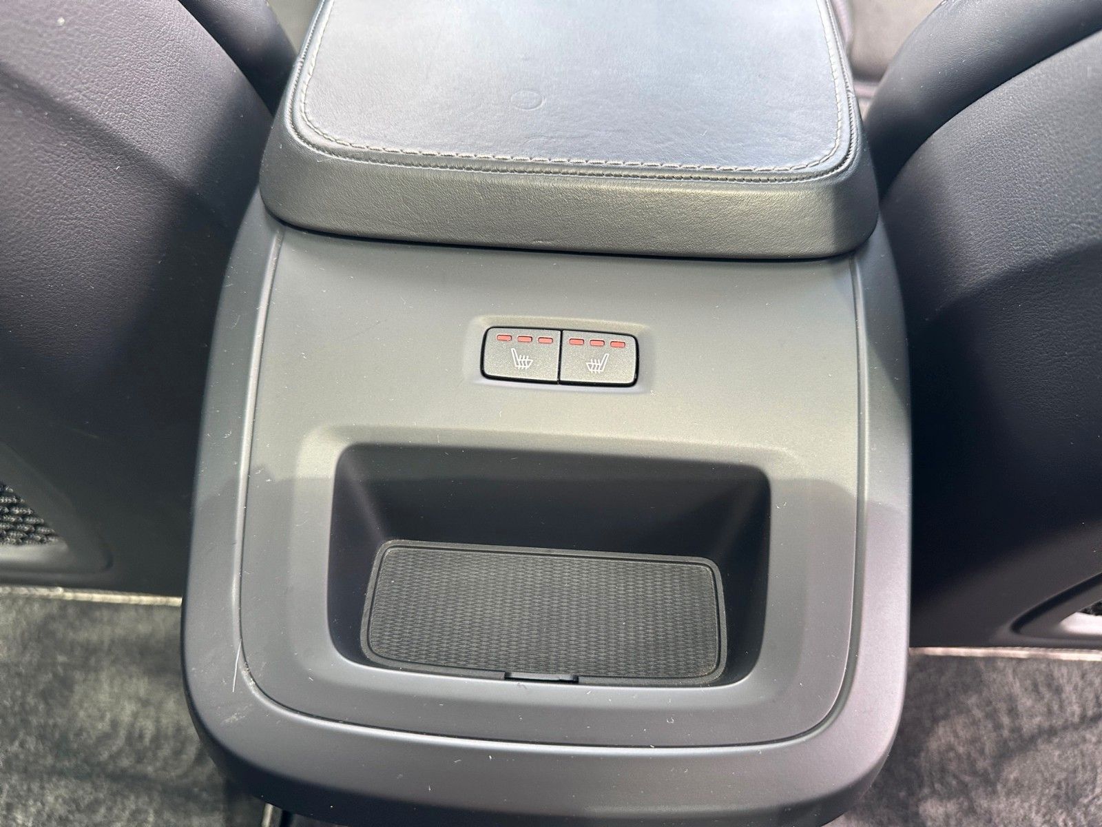 Volvo V90 Kombi R Design – Bild 11