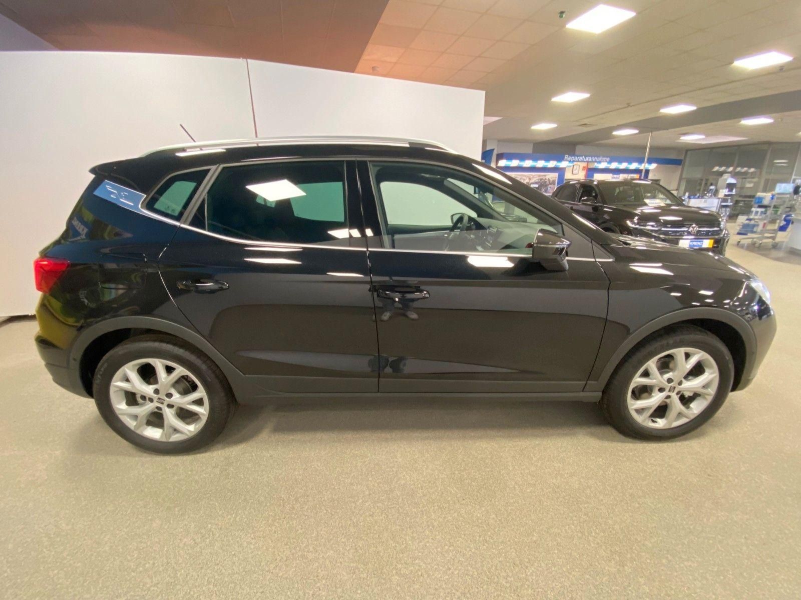 Fahrzeugabbildung SEAT Arona TSI FR DSG+AHK+5 Ja. GARANTIE+SPURWECHSEL+