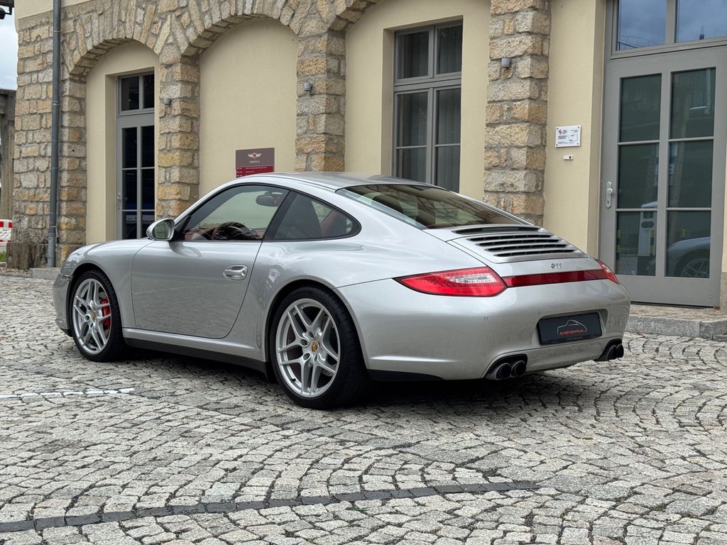 PORSCHE 997 2010