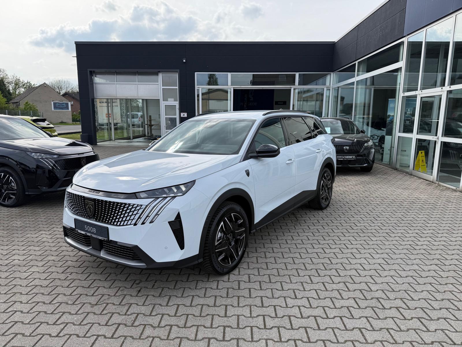 Peugeot 5008 Hybrid 145 GT, Winterpaket, el. Heckklappe