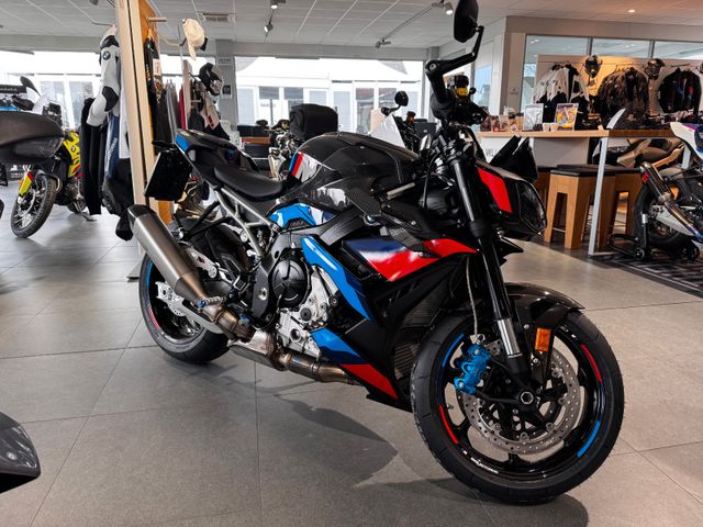 BMW M 1000 R 2025 mit M Competition Paket