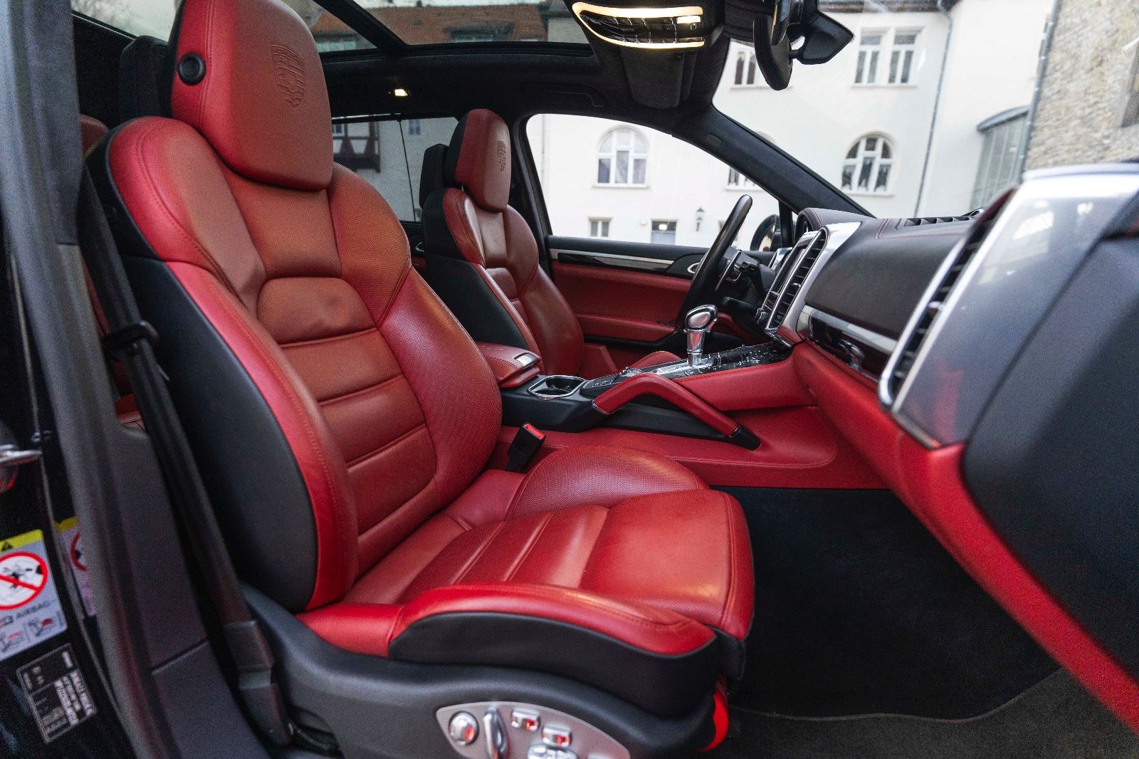 Fahrzeugabbildung Porsche Cayenne Turbo S BURMESTER SPORT-CHRONO ORI. LACK