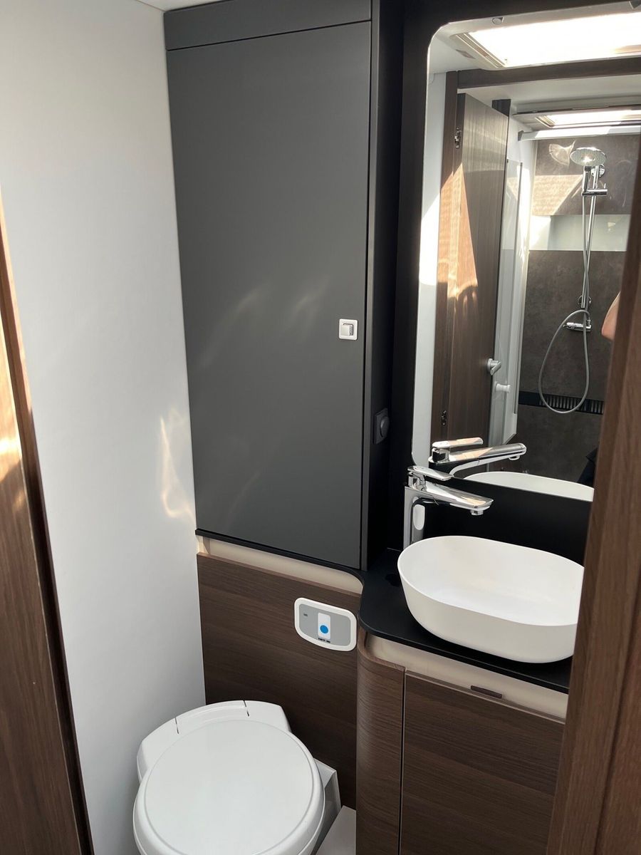 Fahrzeugabbildung Adria Coral Supreme 670 SL RFK,LED,ALDE, Messe Aktion