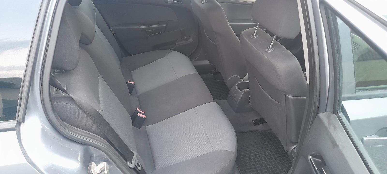 Opel Astra 2007 — photo 5
