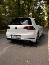 Volkswagen Golf 2.0 TSI DSG 4MOTION R - gebrauchte Kombis in Ingolstadt