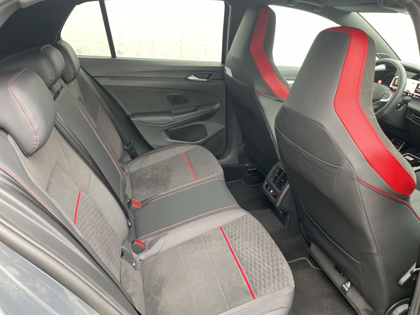 Golf GTI Clubsport BlackStyle 360°Kamera/H&K/HUD