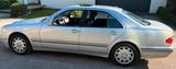 Mercedes-Benz E 240 ELEGANCE Top Zustand - Mercedes-Benz E 240: Elegance