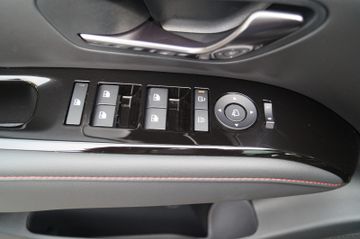 Hyundai Tucson 1.6 T-GDI N Line DCT PANODACH-NAVI-LED-