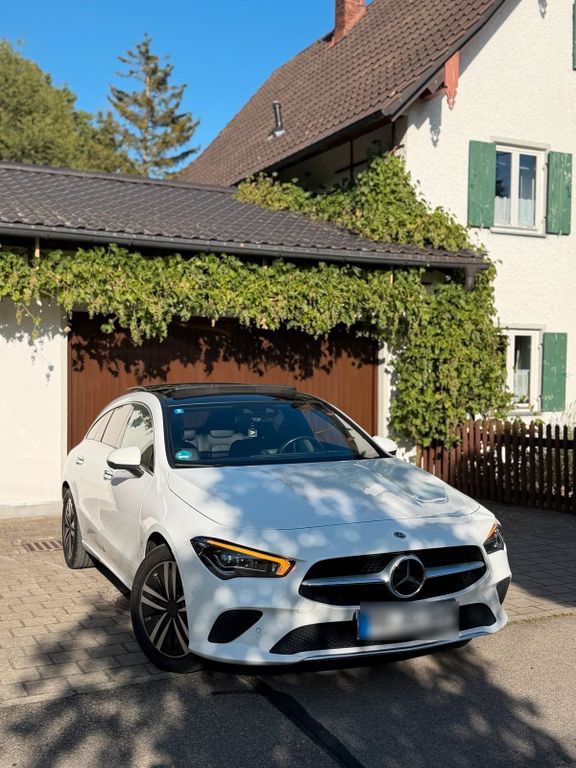 Image of Mercedes-Benz CLA 180 Shooting Brake