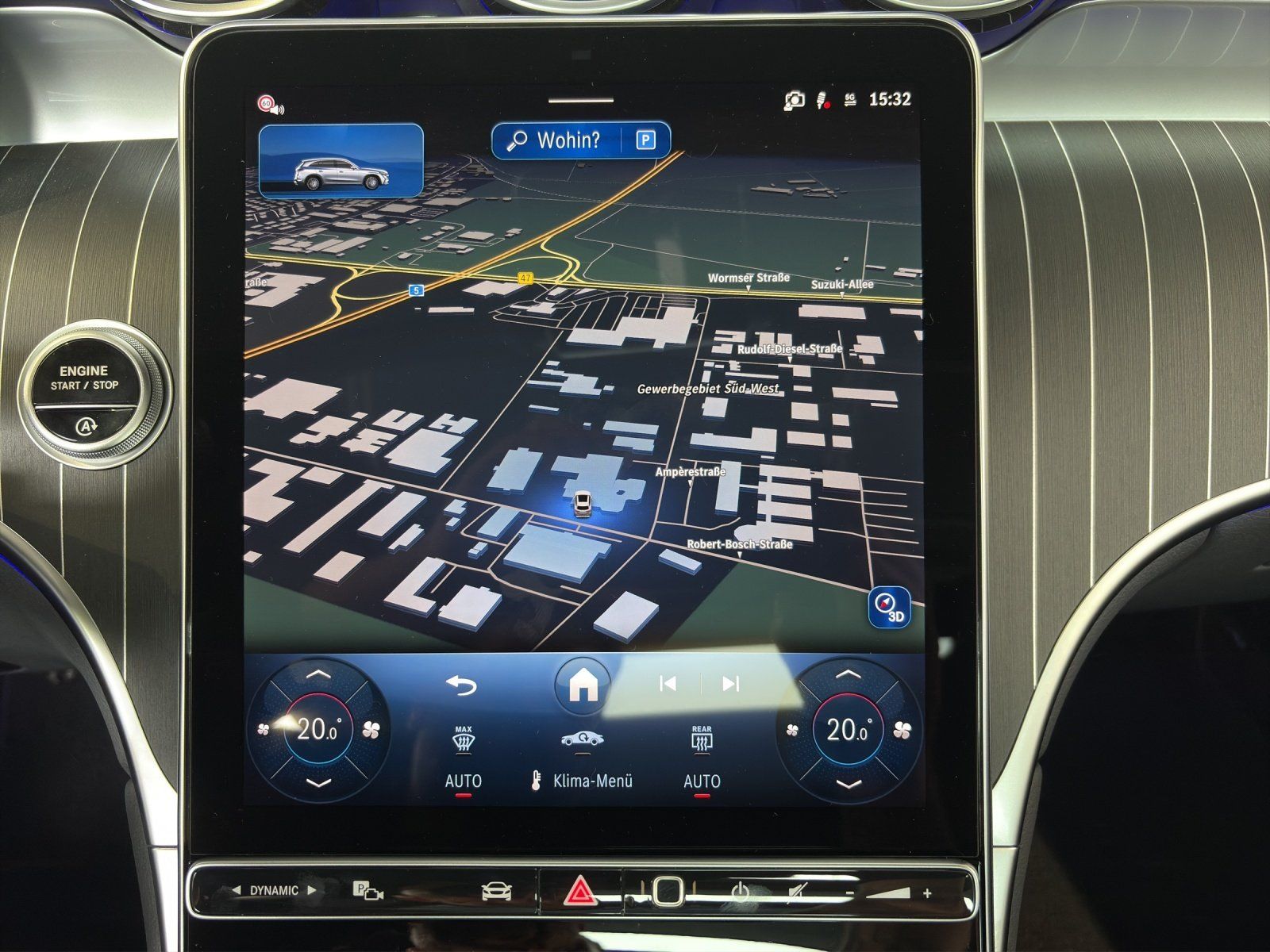 Fahrzeugabbildung Mercedes-Benz GLC 300 d AMG Burm DigiLight Pano AHK 360° Multi