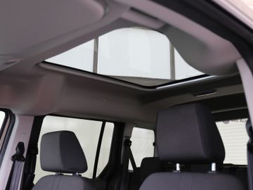 Ford Tourneo Connect 1.5 PANO XENON NAV KAM ACC 1HAND