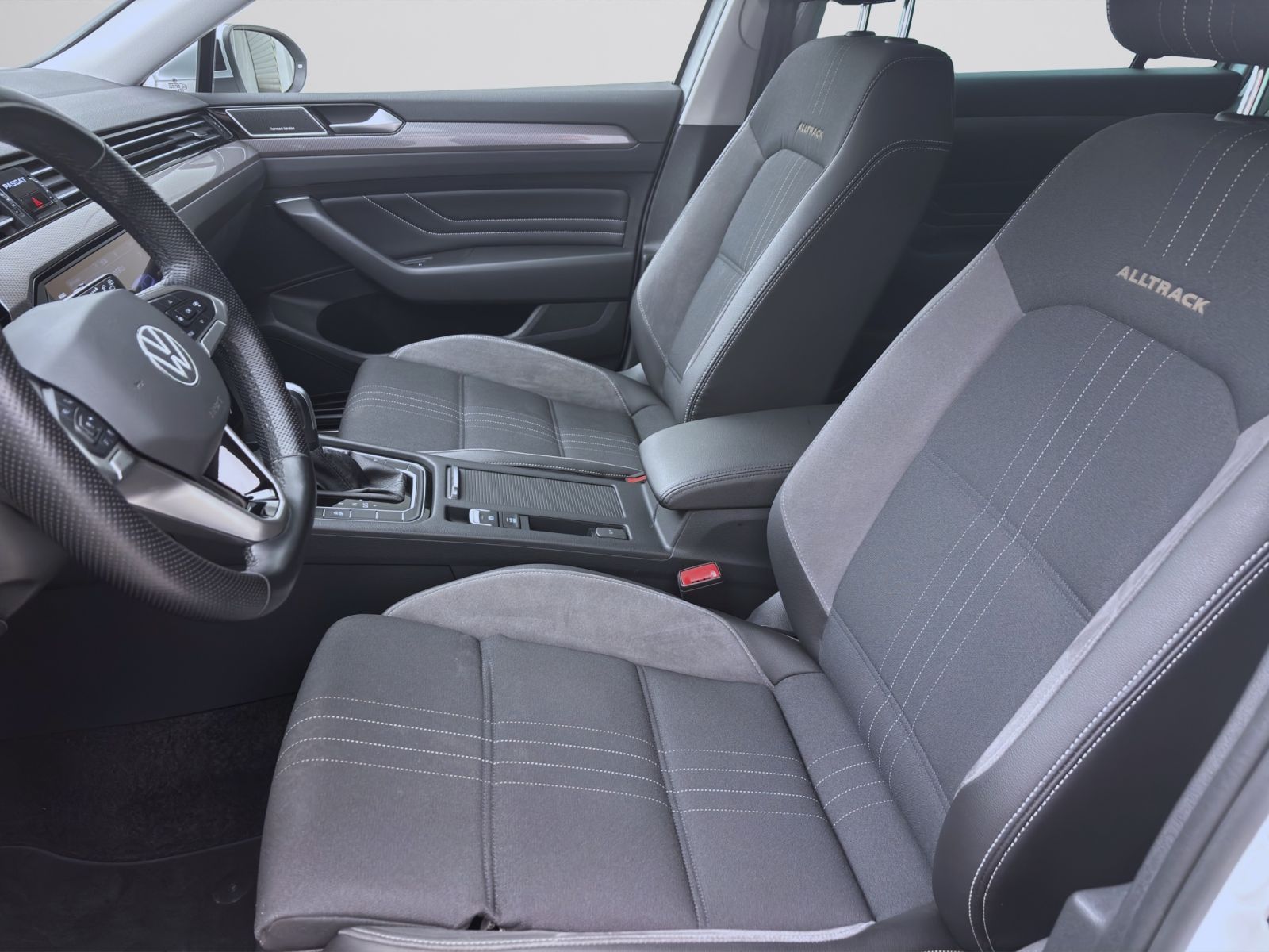 Volkswagen Passat Variant - Bild 10