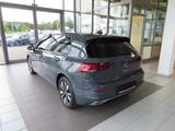 Volkswagen Golf VIII Lim. Move NAVI SHZ KAMERA - Volkswagen Golf: Vii
